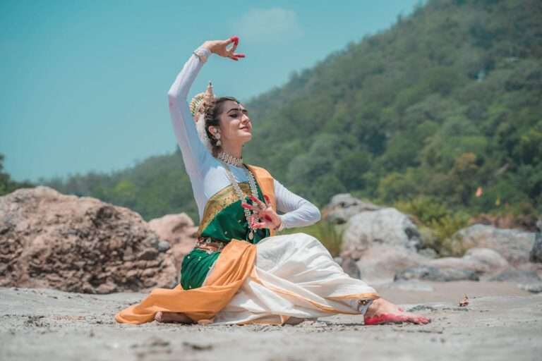 classical odissi dance